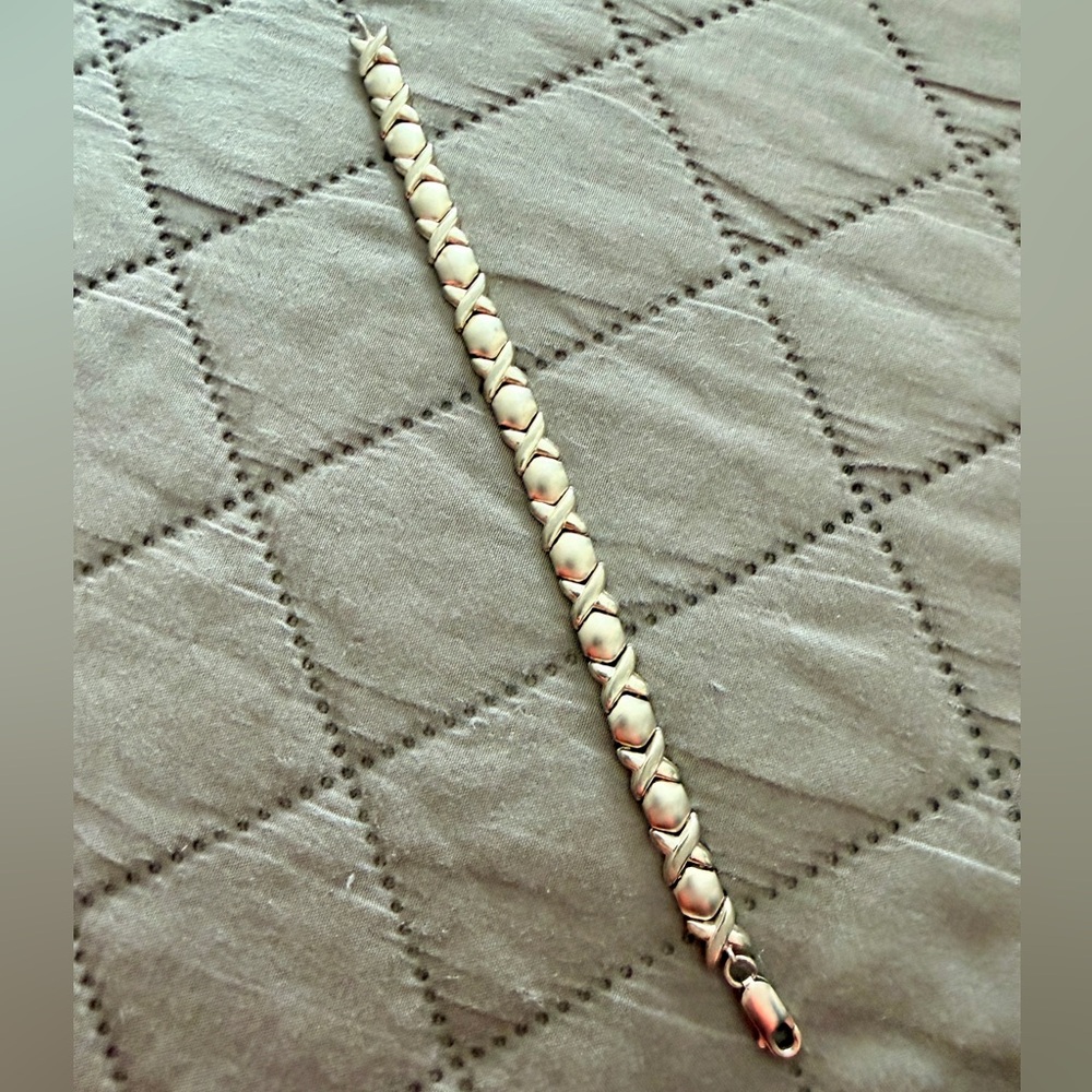 Elegant 925 Sterling Silver Bracelet for Women